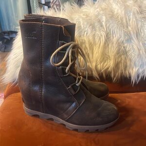 Sorel Joan of Artic II Lace Up Wedge Leather Boots